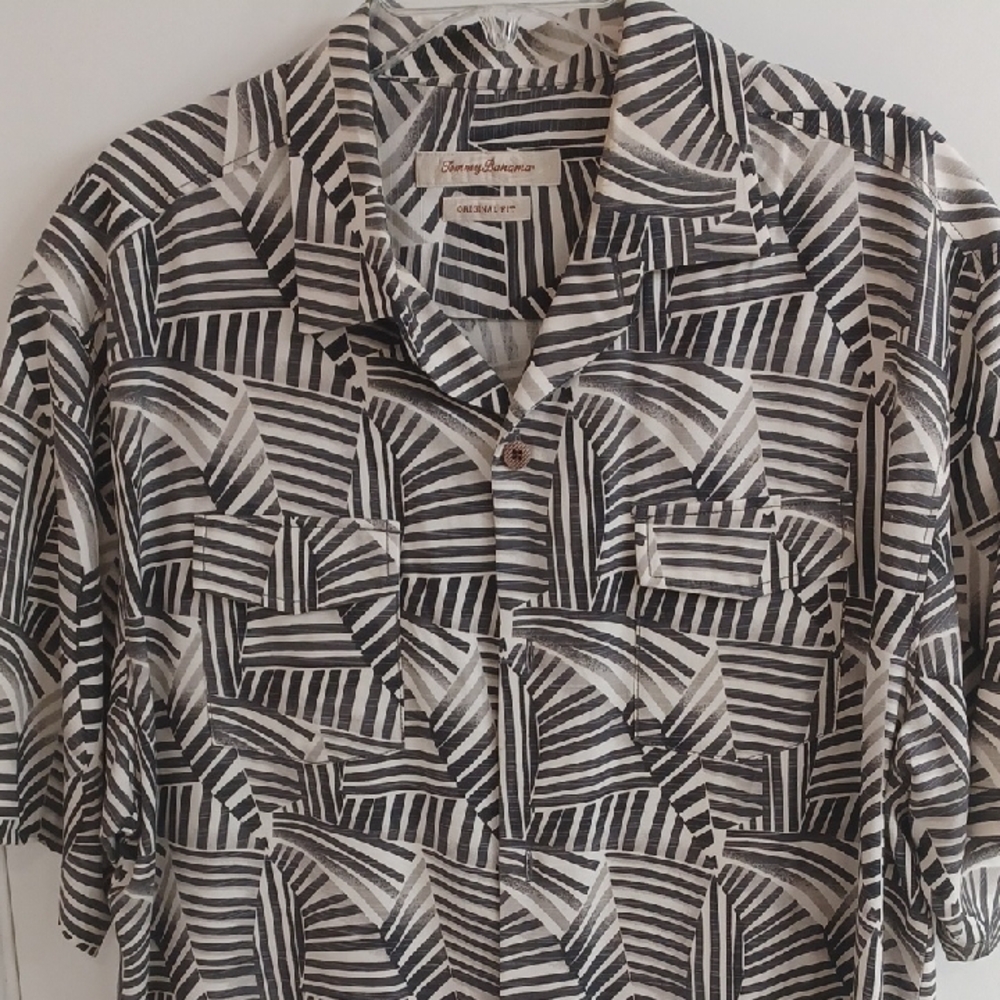Tommy Bahama Black and White Patterned Shirt